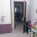 Affitto 4 camera appartamento di 100 m² in Lizzanello