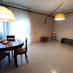 Affitto 5 camera appartamento di 110 m² in Ragusa