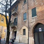 Rent 5 bedroom apartment of 100 m² in Reggio di Calabria