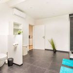 Rent a room of 300 m² in Ukkel