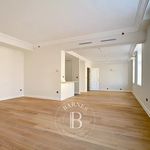 Rent 1 bedroom apartment of 137 m² in Brussels