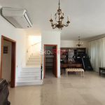 Rent 4 bedroom house of 300 m² in Κέντρο