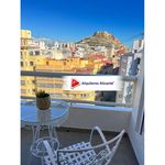 Rent 4 bedroom apartment of 165 m² in Alicante