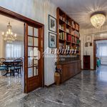 Affitto 1 camera appartamento di 165 m² in Grugliasco