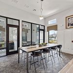 Rent 2 bedroom apartment of 101 m² in Texas