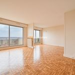 Rent 3 bedroom apartment of 83 m² in Suresnes