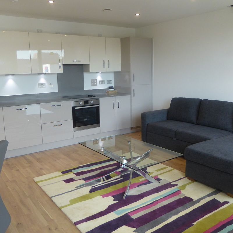 3 bedroom apartment for rent Reading