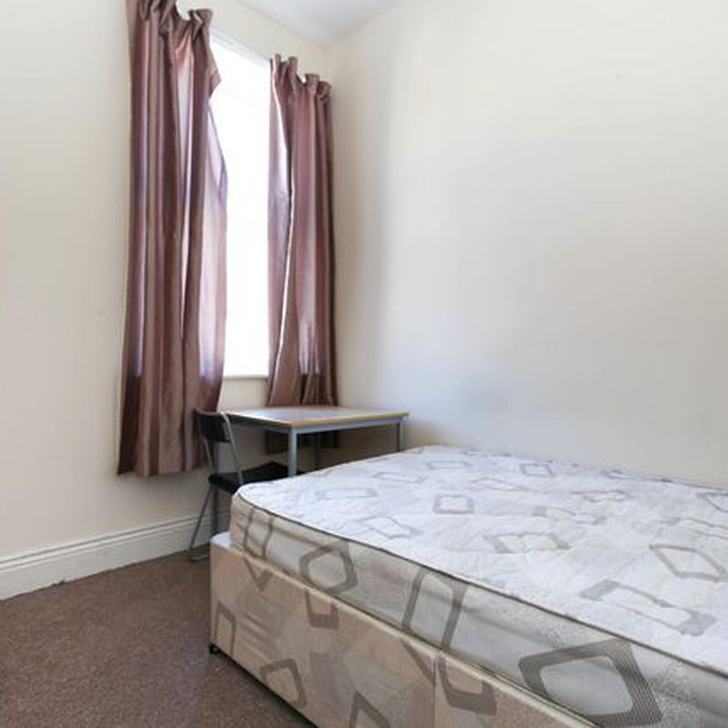 Flat to rent in Warwick Street, Heaton, Heaton, Tyne And Wear NE6 Shieldfield