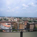 Rent 3 bedroom apartment of 90 m² in Seregno