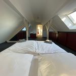 Miete 5 Schlafzimmer wohnung von 228 m² in Essen