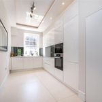 Rent 3 bedroom flat of 116 m² in London