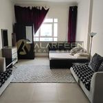 Rent 1 bedroom apartment of 405 m² in Dubai