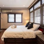Rent 1 bedroom house of 200 m² in Khlong Tan Nuea