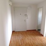 Rent 5 bedroom apartment of 95 m² in Feuerthalen