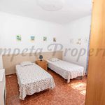 Rent 3 bedroom house of 90 m² in Torrox
