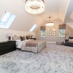 Rent 5 bedroom house in Beaconsfield