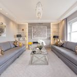 Rent 3 bedroom apartment of 159 m² in London