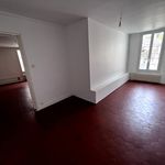 Appartement de 72 m² avec 4 chambre(s) en location à Illiers-Combray