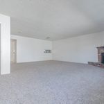 Rent 2 bedroom apartment in Bakersfield