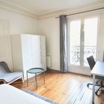 Rent a room of 76 m² in Paris