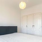 Rent 2 bedroom apartment of 70 m² in Amadora