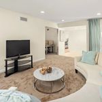 Rent 3 bedroom apartment of 150 m² in Los Angeles
