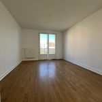 Rent 3 bedroom apartment of 52 m² in Décines-Charpieu