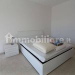 Rent 5 bedroom house of 185 m² in Fiumicino
