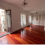 Rent 3 bedroom house of 160 m² in Madrid