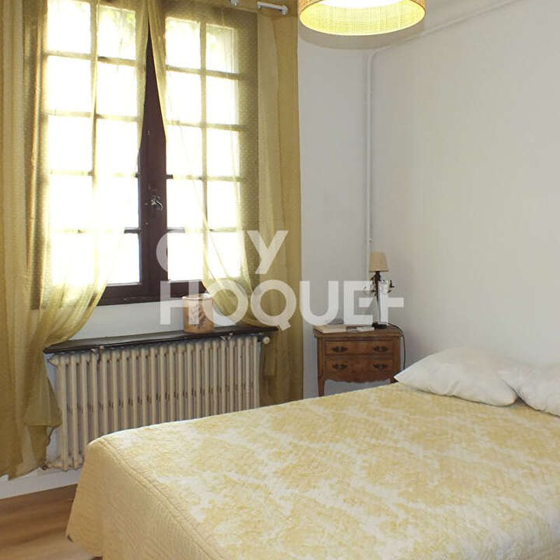Location appartement 5 pièces 104 m² Avignon (84000)