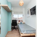 Rent a room of 117 m² in Reus