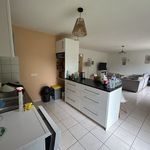 Rent 5 bedroom house of 107 m² in Plélan-le-Grand