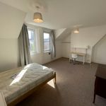 Rent 6 bedroom flat in Exeter