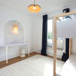 Rent 2 bedroom apartment of 66 m² in Paris 5 - Rue Berthollet