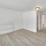 Rent 5 bedroom apartment of 148 m² in Pasadena