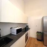 Affitto 6 camera casa di 180 m² in Torino