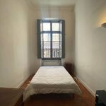 Rent 4 bedroom apartment of 125 m² in Aix-en-Provence