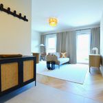 Wynajmij 2 sypialnię apartament z 43 m² w Warsaw