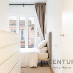 Rent 3 bedroom house of 107 m² in València