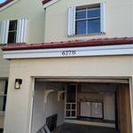 Rent 3 bedroom apartment of 1248 m² in Margate