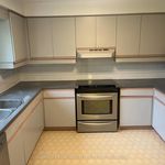 Rent 4 bedroom apartment of 353 m² in Newmarket