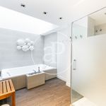 Rent 10 bedroom house of 886 m² in Barcelona