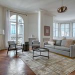 Appartement de 156 m² avec 3 chambre(s) en location à Paris