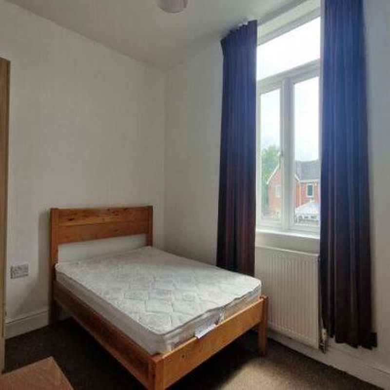 Flat to rent in Station Road, Barnsley S73 Shaw Lands