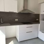 Rent 3 bedroom apartment of 74 m² in Saint-André-de-la-Roche