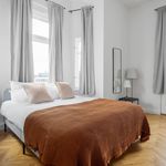 Rent 3 bedroom apartment of 116 m² in Berlin
