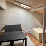 Rent 2 bedroom apartment of 30 m² in Nice