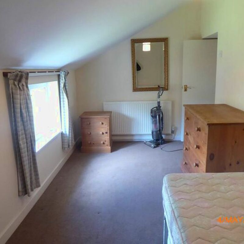 2 Bedroom Terraced House To Rent In Priory Row, Carmarthen, SA31