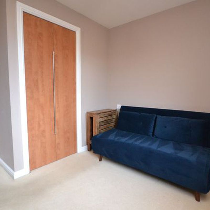 Flat to rent in Stead's Place, Leith, Edinburgh EH6 Pilrig