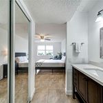 Rent 2 bedroom apartment of 1040 m² in Homestead